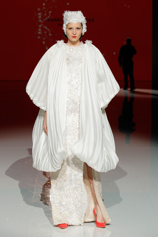 ilovebrides.pt Isabel Zapardiez 2018 Barcelona Bridal Fashion Week 2017